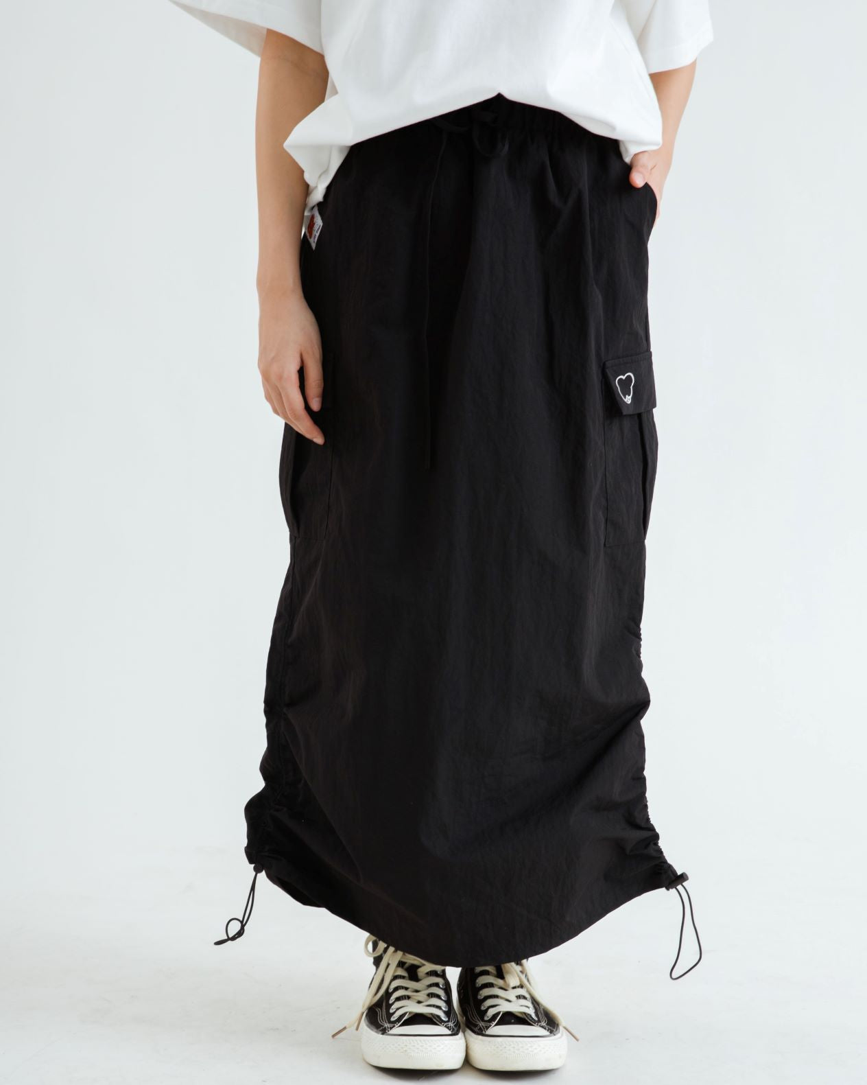 LULU Nylon Parachute Skirt (Black)