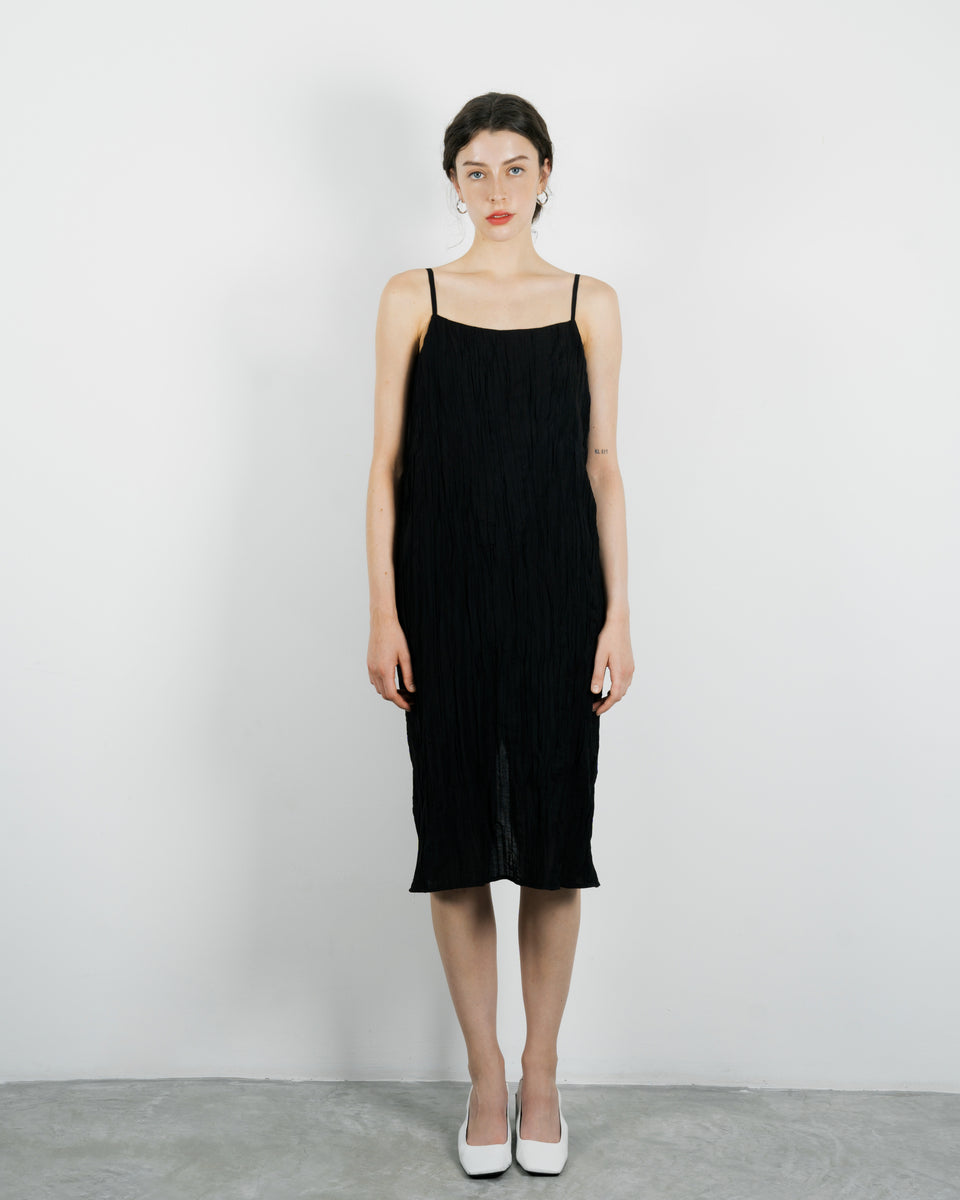 Ripple Textured Slip Dress (Black) – SHOPLOOOH