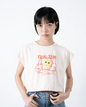 LULU Riding Tuk Tuk Crop Tee (Beige)