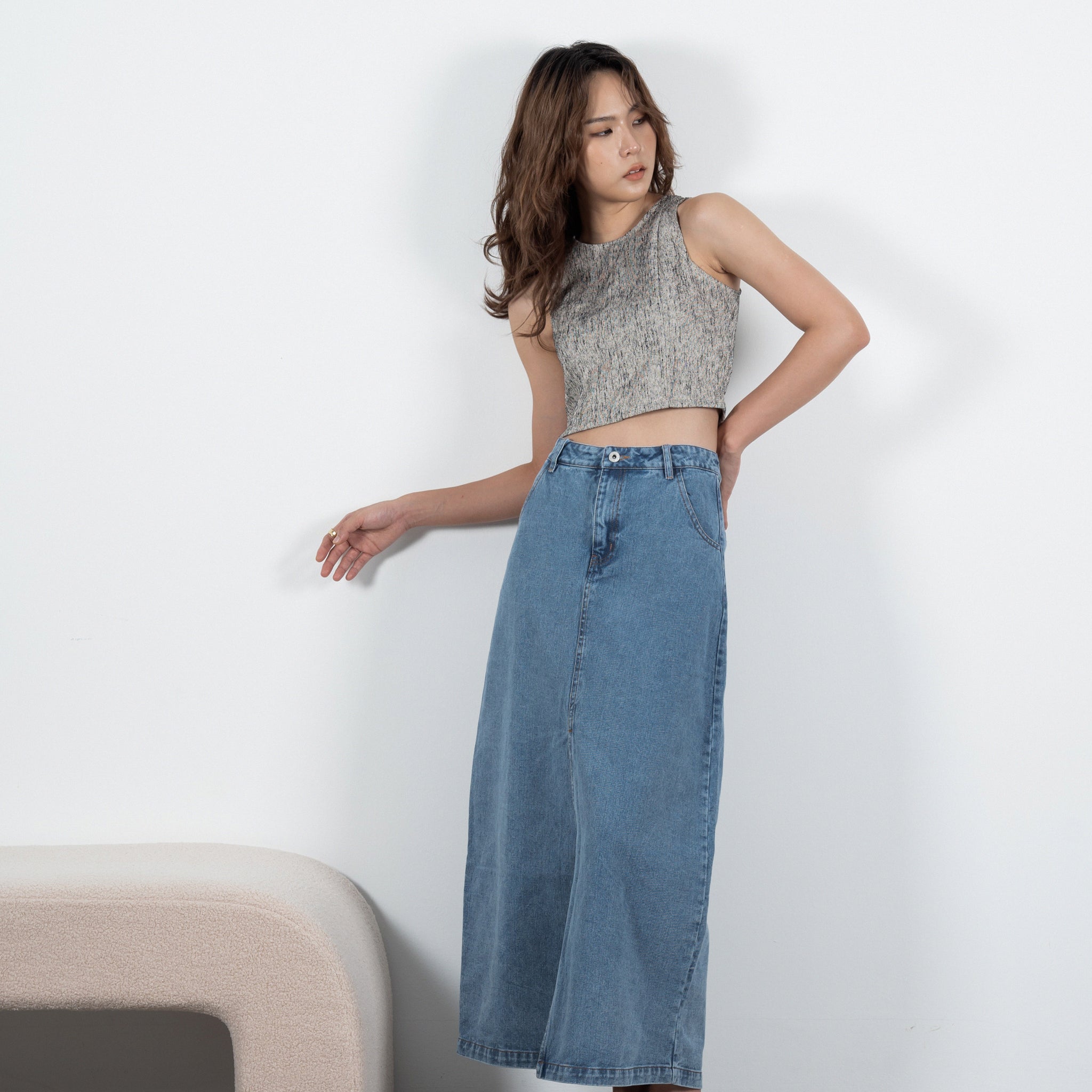 Mavis Slit Denim Pencil Skirt (Denim)