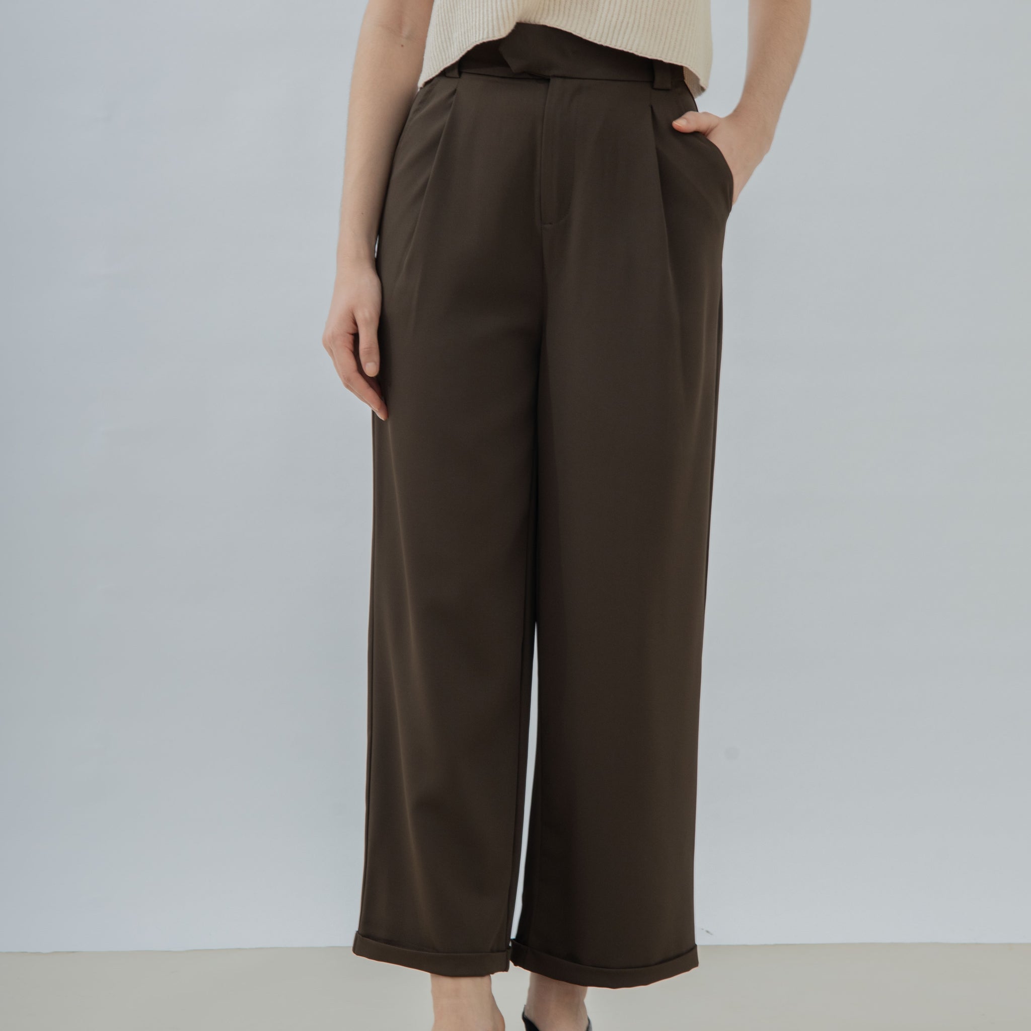 Megan Straight Cut Soft Trousers (Brown)