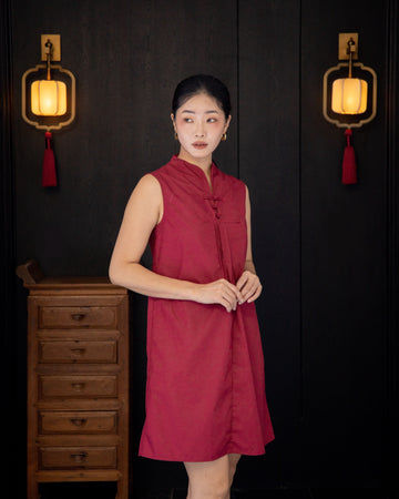 Sleeveless Mandarin Collar A-line Dress (Red)