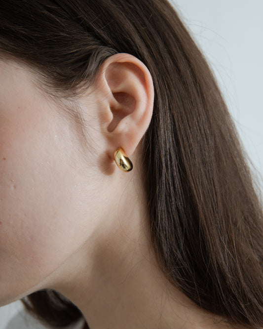 Luna Gleam Earrings (Gold)