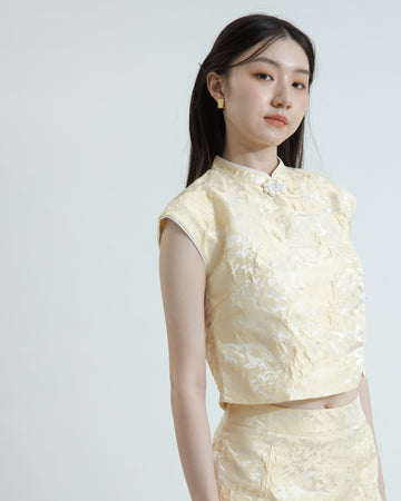 Spring Aura Embroidery Jade Button Cheongsam Top (Pastel Yellow)