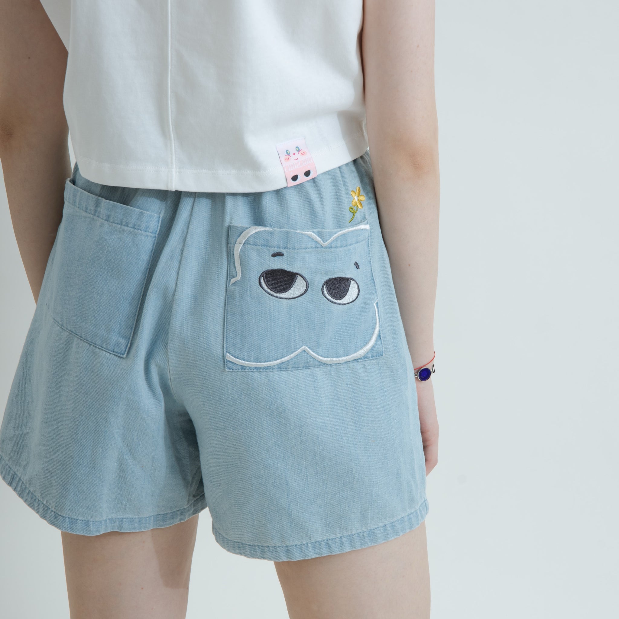 LULULALA Embroidery Denim Pull-On Shorts (Denim)