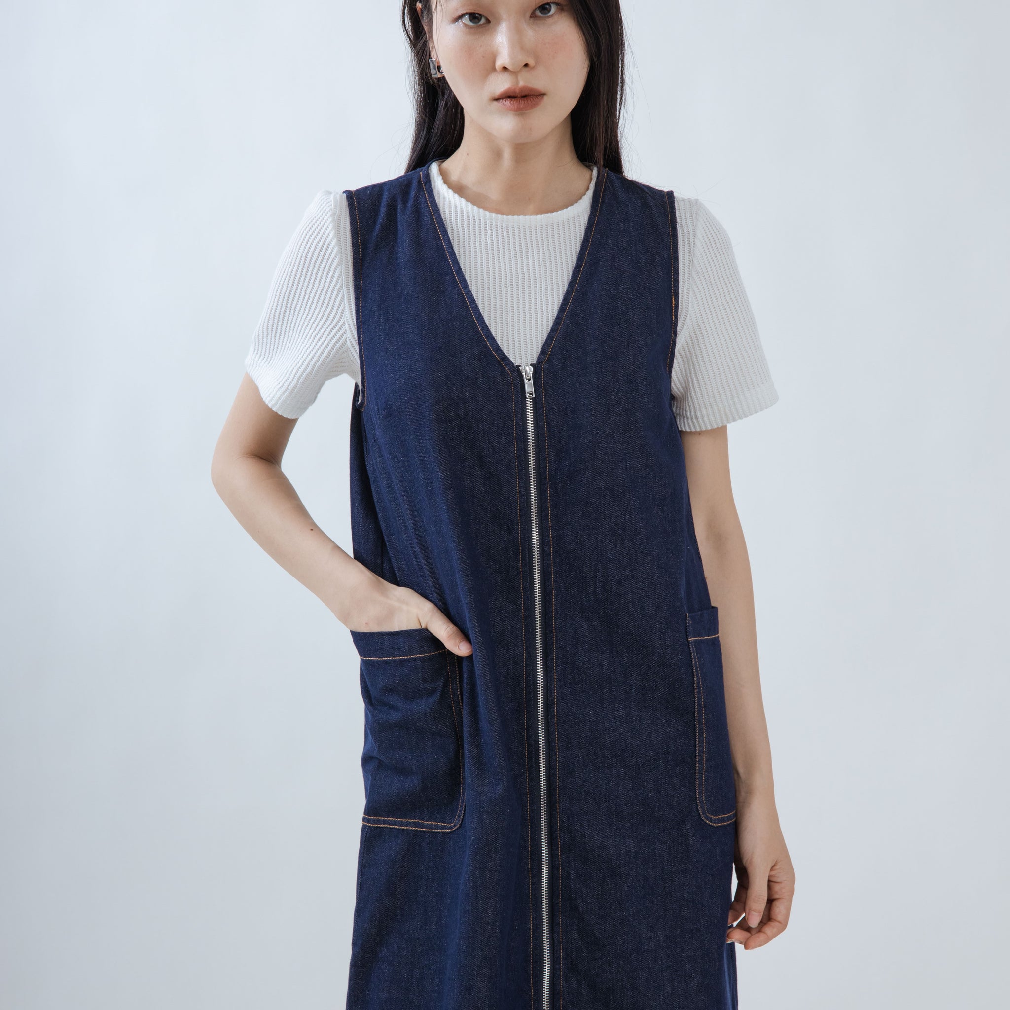 V Neck Zipper Sleeveless Denim Dress (Denim)