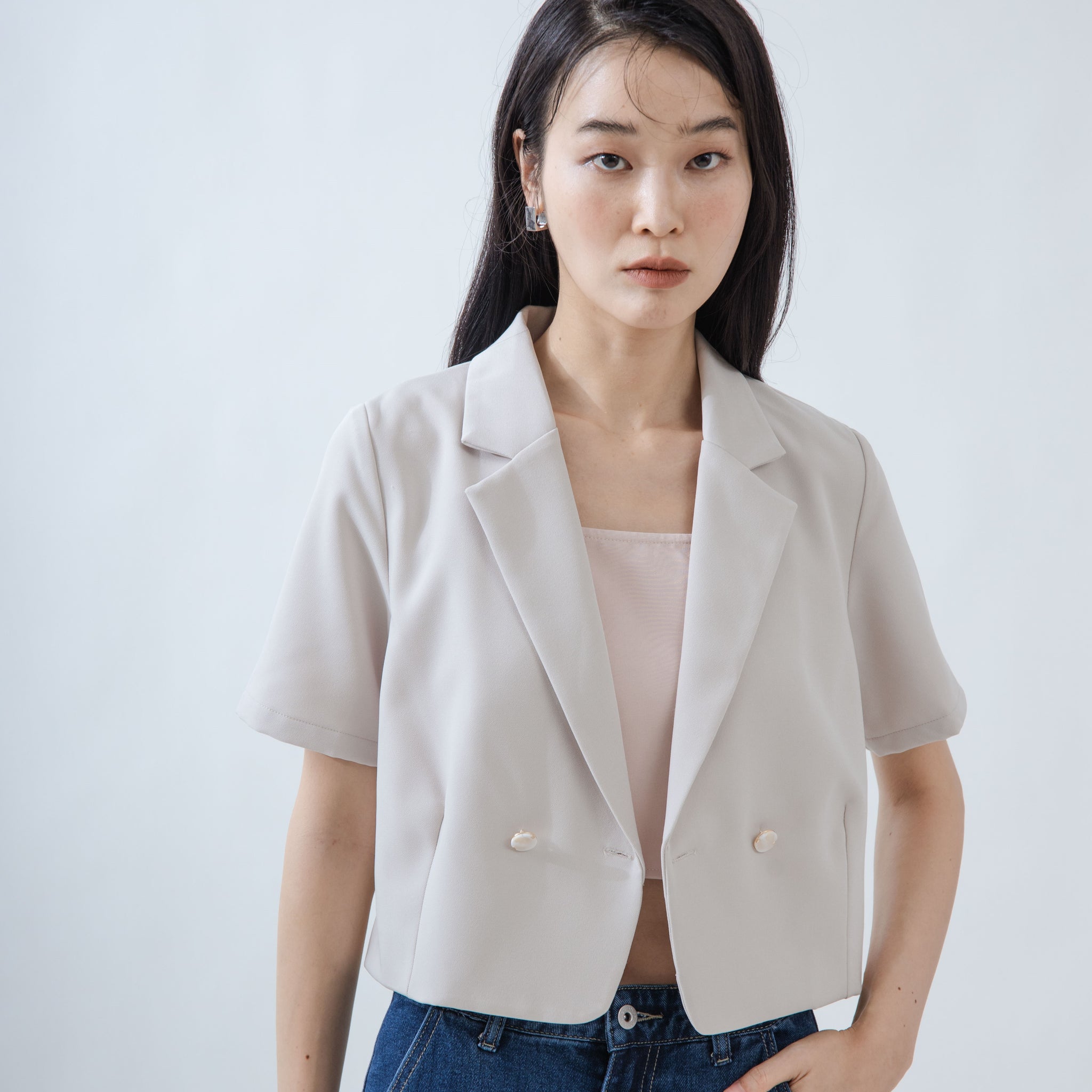 Yoon Notch Collar Cropped Blazer (Bone)